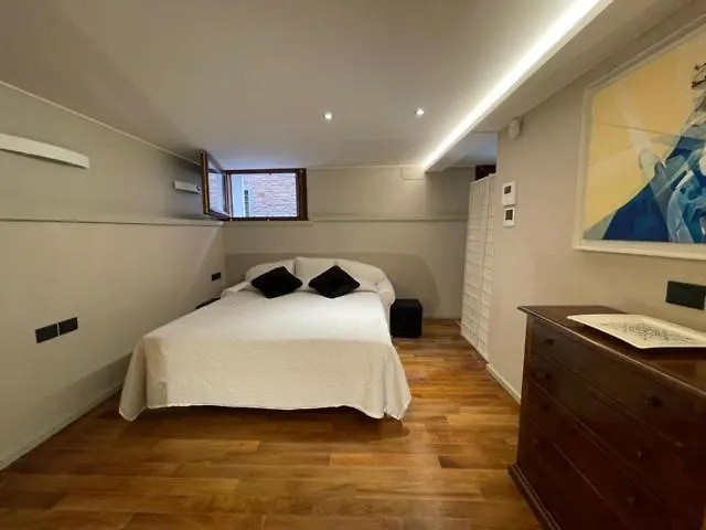 San Marco Apartment With Canal View Venedig Italien