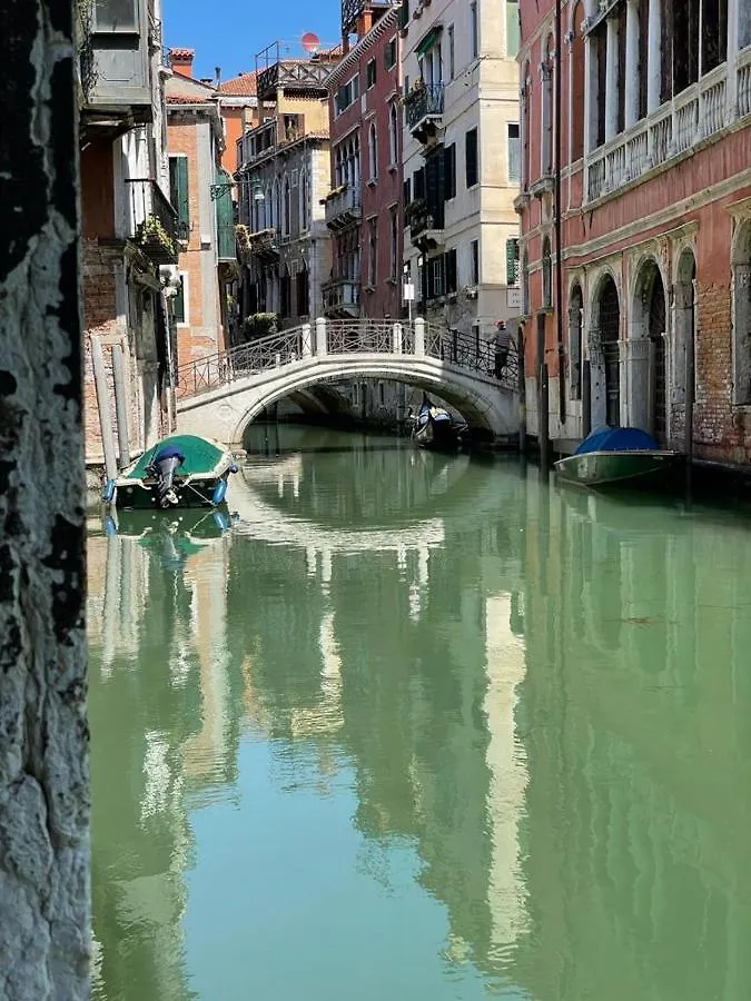 San Marco Apartment With Canal View Venedig