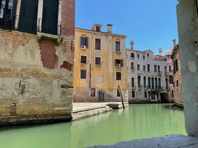 San Marco Apartment With Canal View Venedig