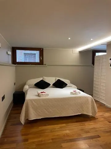 San Marco Apartment With Canal View Venedig 0*,