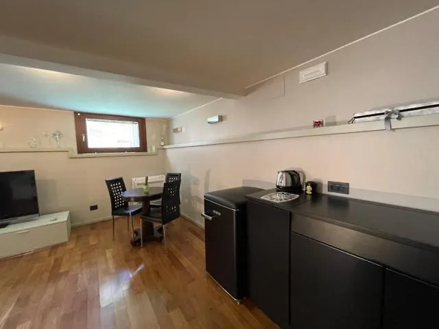 San Marco Apartment With Canal View Venice
